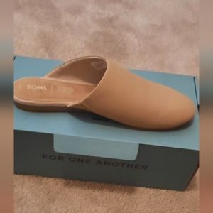 Toms Mules